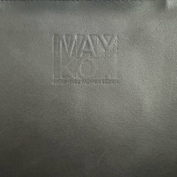 Mayko Leather Tote Bag NEW Black 2 Shoulder Handles Zipper Closure Pocket Inside - Picture 2 of 13